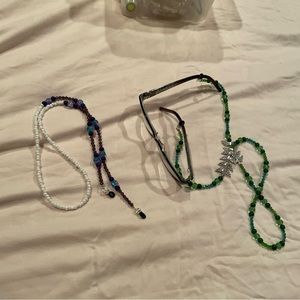 27” EYEGLASS CHAIN Green With  Angel And White Holder Strap Reading (2)